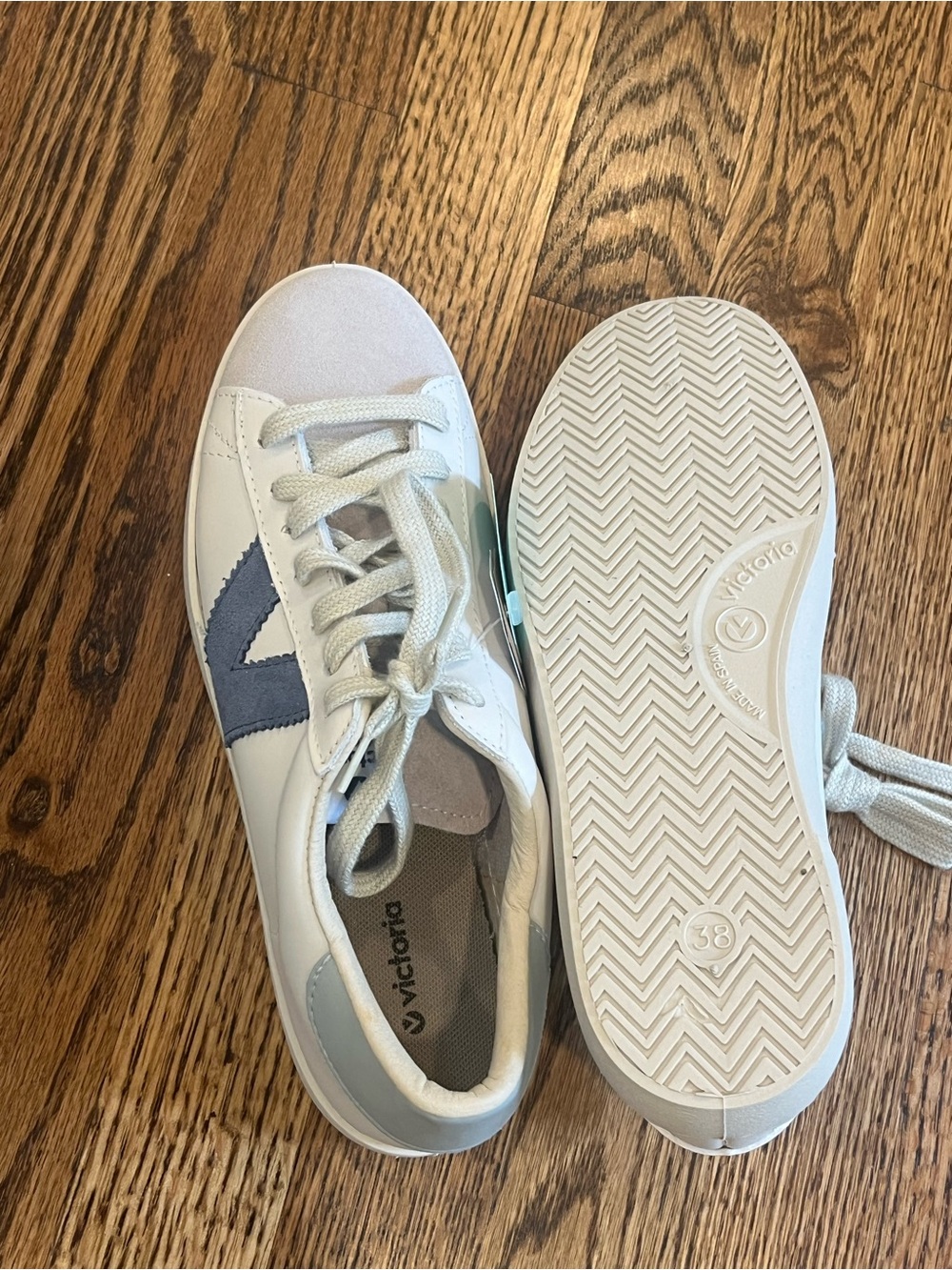 Victoria Berlin Leather Women’s Sneaker Size 38 - Picture 5 of 8